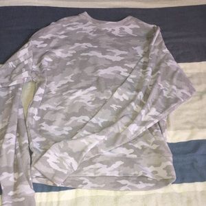 Aeropostale camo crewneck